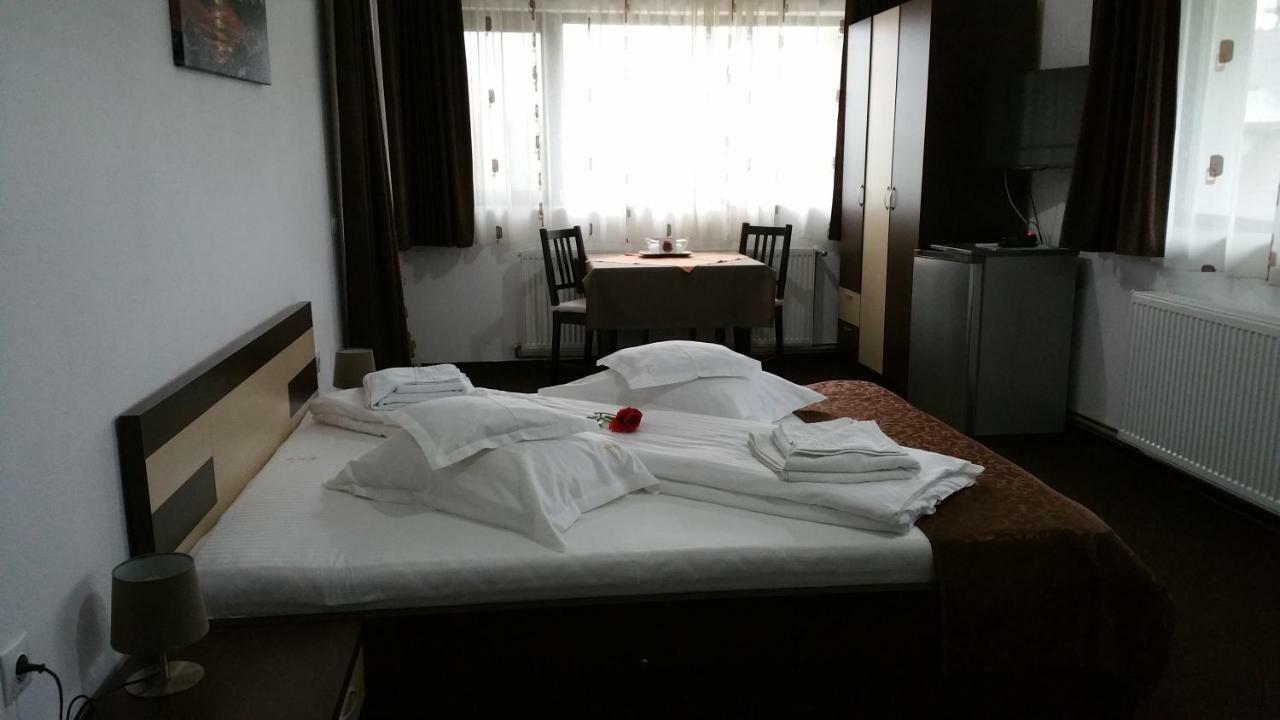 Rosenville Râșnov Zewnętrze zdjęcie