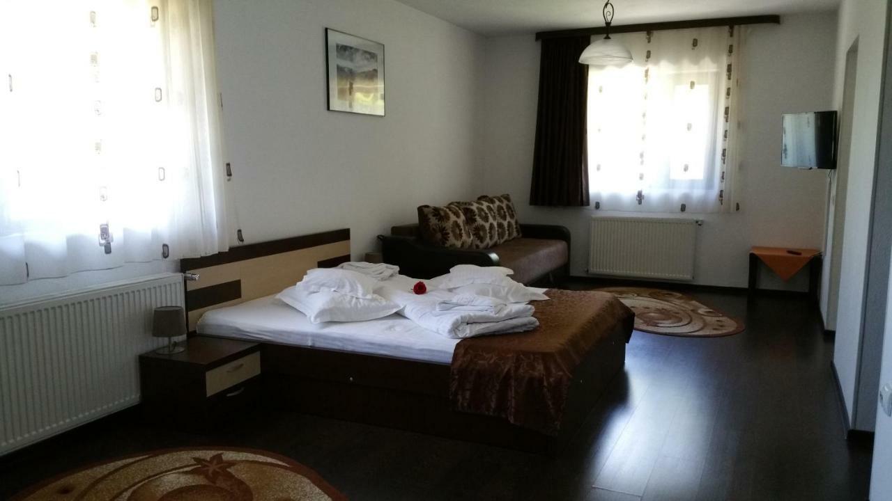 Rosenville Râșnov Zewnętrze zdjęcie