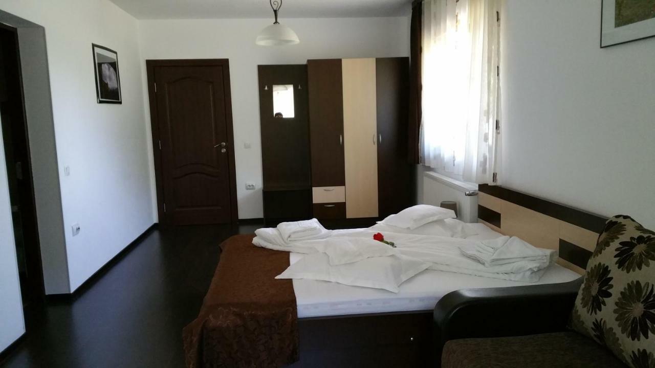 Rosenville Râșnov Zewnętrze zdjęcie